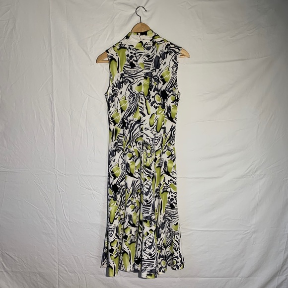 Green & Black Pattern Dress - Picture 4 of 5